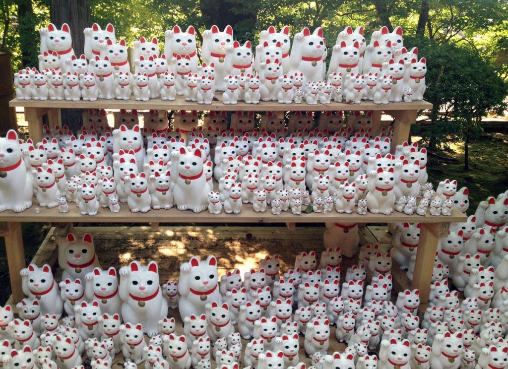 храм в японии с котами манэки нэко